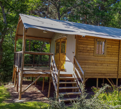 cabane lodge exterieur